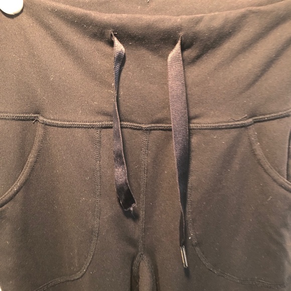 lululemon Draw String Black Leggings Size 4 - Picture 3 of 6